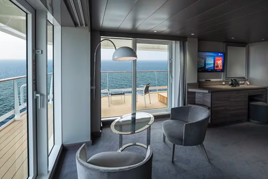 MSC Cruises MSC World Europa Grand Suite Aurea with Terrace and Whirlpool - web low res.png